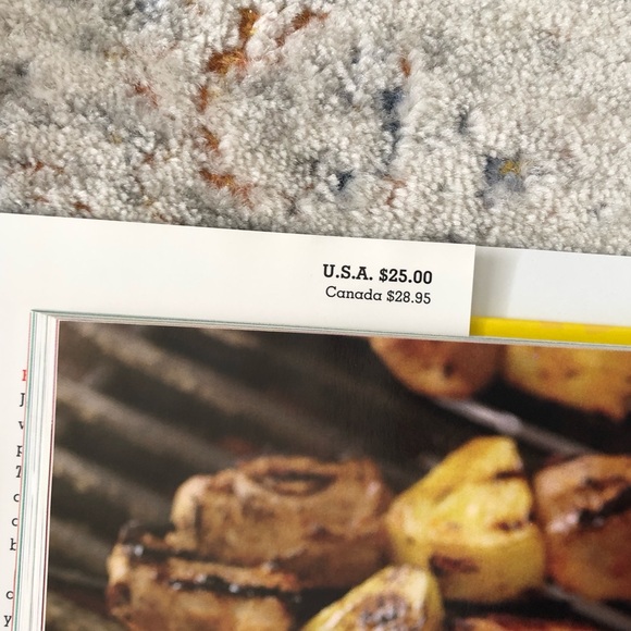 The Deen Bros. Hardcover cookbooks set of 2 Paula Deen - Picture 4 of 5